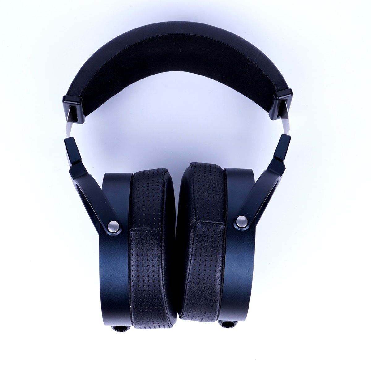Tai nghe chụp tai Geekyaudio E - đánh giá và giá Studio Headphones Monitoring Open Back
